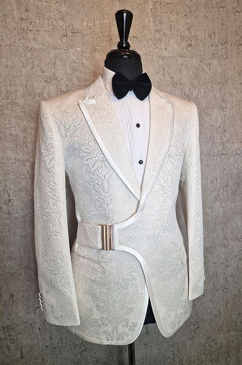 www.mochee.co.uk - Tailor Made Wedding & Evening Tuxedos Unique Suit Design, White Wedding Suits For Men, Off White Suit, Best Wedding Suits For Men, Best Wedding Suits, White Wedding Suit, Stylish Mens Suits, Blazer Outfits Men, Classy Outfits Men