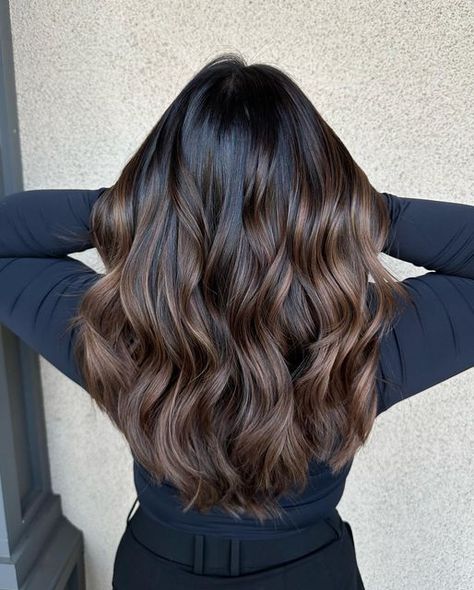 Brown Balayage On Dark Skin, Chocolate Brown Babylights, Chocolate Baylage, Warm Tone Balayage On Dark Hair, Dimensional Brunette Straight Hair, Chocolate Brunette Balayage, Brown Girl Balayage, Babylights Brunette Dark, Brownie Highlights