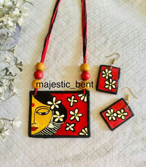 Handmade Clay Jewellery, Mouldit Clay Jewellery, Mouldit Jewellery, Fabric Jewellery Handmade, Handmade Necklace Ideas, Clay Jewellery Handmade, Jewellery Tutorial, Painted Jewellery, Terracotta Jewellery Designs