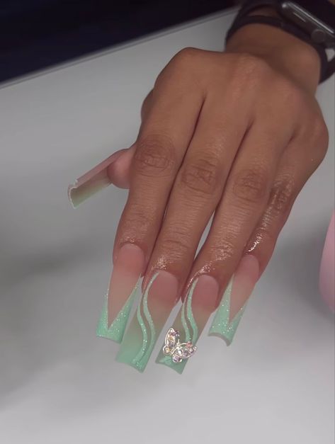 Turquoise Nails French, Light Turquoise Nails, Nail Art Long Nails, Nails Baby Blue, Nails Turquoise, Glittery Nail, Nails Butterfly, Mint Green Nails, Mint Nails