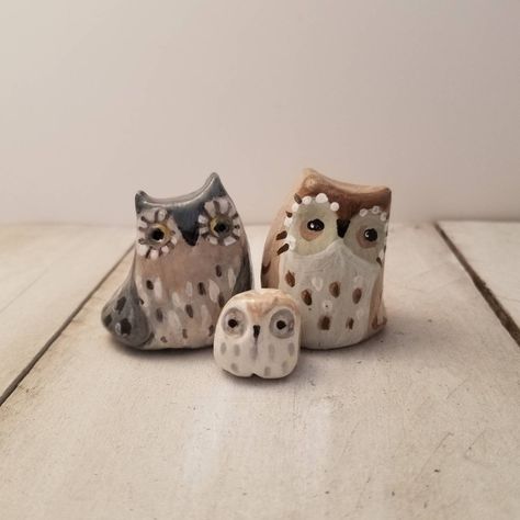 This sweet family of owls is eager to warm your heart and home.  Each figure is hand-sculpted out of polymer clay, hand-detailed with acrylic paint and sealed with a gloss varnish. These are one-of-a-kind, original sculptures.  About the Owl Spirit Animal: The owl spirit strengthens our connection to wisdom and intuition. It helps us find deeper meaning beyond what is visible. The owl spirit guides us to the truth and allows us to see through illusion and deceit.  *This piece is delicate and bre Clay Owls, Polymer Clay Owl, Owl Figurines, Clay Owl, Miniature Clay, Sculpey Clay, Owl Family, Ceramic Owl, Polymer Clay Miniatures