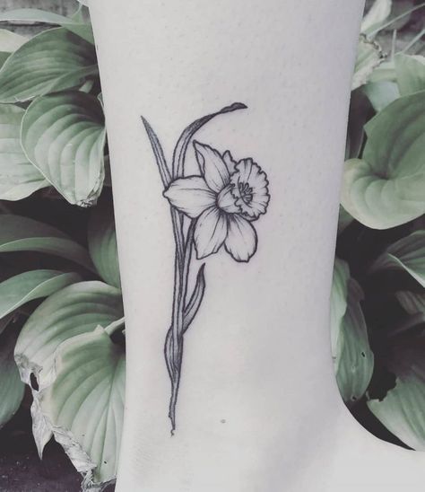 Jonquil Tattoo, Daffodil Tattoo Design, Narcissus Tattoo, Ashley Hamilton, Daffodil Flower Tattoos, Narcissus Flower Tattoos, Daffodil Day, Daffodil Tattoo, Candle Tattoo