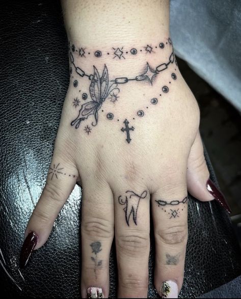 Rosary Tattoo On Hand, Tattoos Colorful, Colorful Flower Tattoo, Simple Hand Tattoos, Finger Tats, Hand And Finger Tattoos, Mommy Tattoos, Finger Jewelry, Hand Tattoos For Women