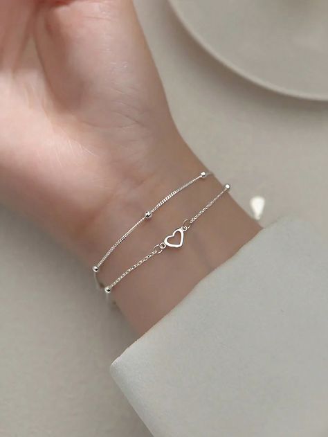 Fashion Romantic, Jewelry Classic, Romantic Jewelry, Romantic Jewellery, Handmade Jewelry Tutorials, Daily Jewelry, Silver Jewelry Design, Jewelry Accessories Ideas, Chain Bracelets