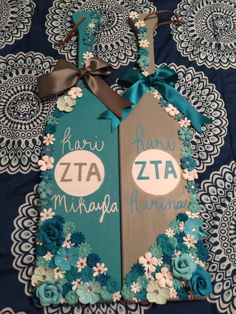 Big/Little Twin Sorority Paddles Sorority Twin Paddles, Twin Paddles Sorority, Sorority Paddles Twins, Twin Sorority Paddles, Paddle Sorority Big, Paddles Sorority, Big Little Paddles, Modern Ballroom, Paddle Ideas