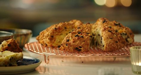 Nadiya Bakes, Nadiya Hussain Recipes, Fruit Soda, Nadia Hussain, British Bake Off Recipes, Nadiya Hussain, Bake Off Recipes, Baklava Recipe, Recipes Fruit