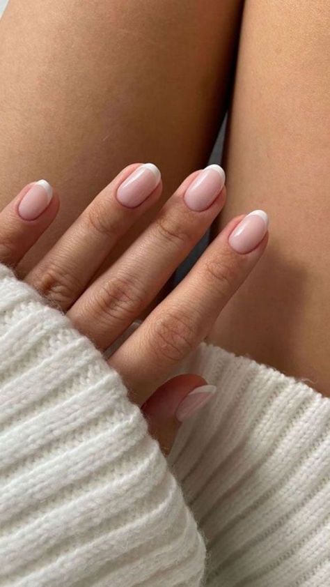 Minimalist Almond Nails: Embracing Elegance with Simplistic Designs | Purizmo Oval French Nails Design, Simple Round Nail Designs, Simple Nails Colors, Minimal French Tip Nails, Dip And Tip Nails, French Nails Dip, French Tip Nails Round, French Tip Round Nails, French On Natural Nails