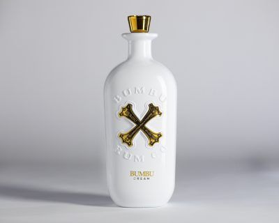 White Rum Recipes, Butter Rum Drink, Rum Cream Drinks, Rum Branding, Bumbu Rum, Bumbu Rum Cocktails, Rum Extract, Functional Beverage, Natural Snacks