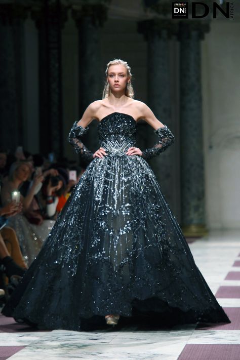 Ziad Nakad Spring Summer 2019 Couture Collection Show in Paris - DN-AFRICA Magazine Ziad Nakad Couture, Snazzy Outfits, Living Sculpture, Princess Gowns, Ziad Nakad, Formal Clothes, Vampire Queen, Fantasy Theme, Fantasy Gowns