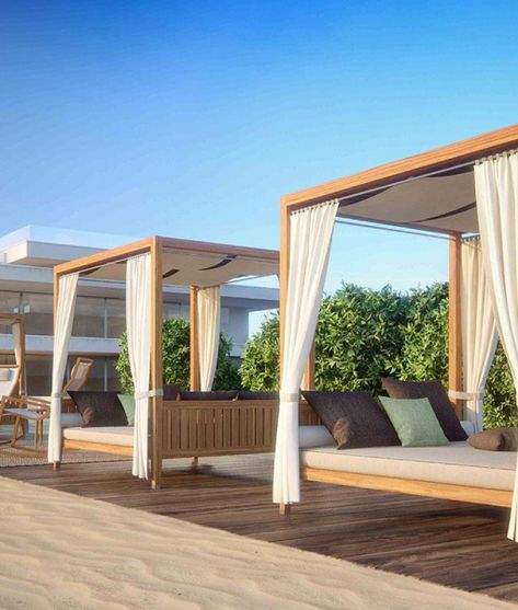 Outdoor teak day bed - Italy Dream Design Build A Daybed, Built In Daybed, Canopy Bed Diy, Diy Daybed, Italian Bed, Patio Daybed, Garden Canopy, Diy Canopy, Teak Outdoor Furniture