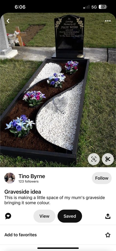 Grave Sites Ideas Decorating, Grave Landscaping Ideas, Cemetary Flower Ideas, Memorial Garden Ideas Landscape Design, Decorating Grave Sites Ideas Diy, Grave Landscaping, Grave Ideas Cemetery Decoration, Graveside Decorations Diy, Tomb Stone Design