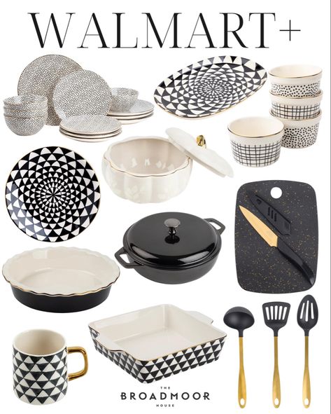 Home decor, kitchen, living room, black and gold, black and white, modern home, modern decor, modern living room, black kitchen, white kitchen, modern kitchen, candle, shelf decor, gold decor, coffee table styling , coaster, vase, modern glam Black White And Gold Dining Room, Black Gold And White Kitchen, Black And Gold Kitchen Decor, Living Room Black And Gold, Home Modern Decor, Modern Living Room Black, Broadmoor House, Kitchen Candle, Black Kitchen Decor