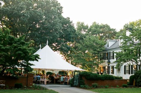 New England Estate Wedding, New England Backyard Wedding, Classic Backyard Wedding, Formal Backyard Wedding, Old Money Backyard Wedding, Cape Cod Backyard Wedding, Romantic Backyard Wedding, Elegant Backyard Wedding, Small Outdoor Wedding