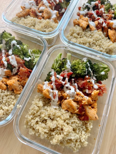 Ranch Chicken Meal Prep, Chicken Bacon Ranch Meal Prep, Bacon Meal Prep, Seasoned Quinoa, Tasty Meal Prep, Lunchbox Meals, Batch Meals, Meal Prep Plan, Paleo Meal Prep