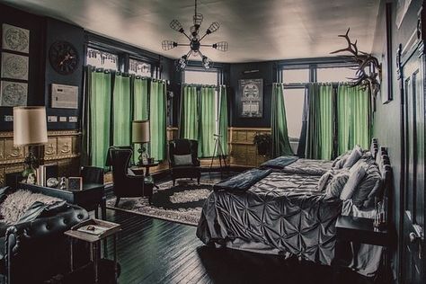 Get #hauntedAF this year with an immersive getaway to a Gold Rush brothel turned Victorian gothic boutique hotel: the Black Monarch,… Gothic Hotel Room, Victorian Hotel Room, Gothic Hotel, Victor Colorado, Victorian Hotel, Colorado Lifestyle, Simon Snow, Gothic Interior, Porch Swing Bed