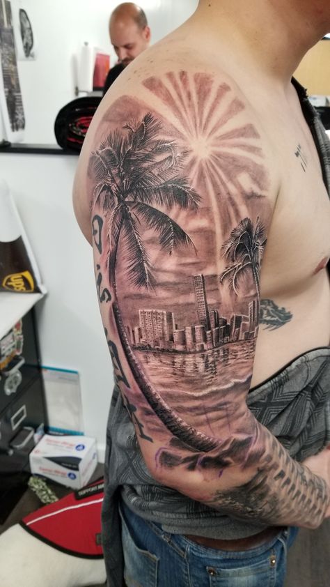 Fresh ink done by Appalachian Ink & Ruby Piercing Florida Tattoo Ideas, Miami Tattoo Ideas, Florida Tattoo, Family Tattoo Ideas, Hawaiian Tattoos, Tattoo Ideas Males, Miami Tattoo, Sun Tattoo Designs, Half Sleeve Tattoos Drawings