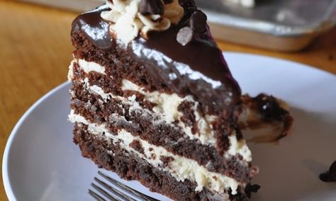 Cookie Dough Brownie Cake Cookie Dough Brownie Cake, Brownie Cake Recipe, Resep Brownies, Cookie Dough Brownies, Coconut Dessert, Gateaux Cake, Best Cake Recipes, Brownie Cake, Fudgy Brownies