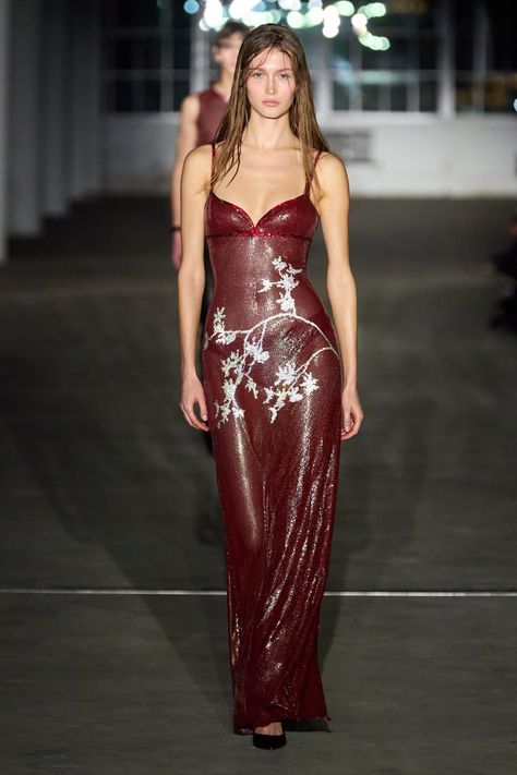 Ludovic de Saint Sernin Fall 2024 Ready-to-Wear Fashion Show | Vogue Ludovic De Saint Sernin, Runway Fashion Couture, Runway Dresses, Gala Dresses, Harper's Bazaar, Fall 2024, Couture Fashion, Gorgeous Dresses, Pretty Dresses