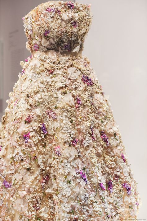 Miss Dior Dress, Dior Flowers, Dior Floral, Dior Exhibition, France November, Grand Palais Paris, Botanical Fashion, Vintage Fashion 1950s, Flora Dress