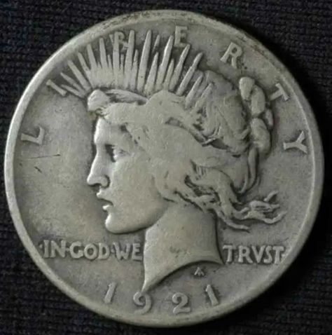 Silver Dollars Worth Money, Silver Dollar Coin Value, Quarters Worth Money, Coin Video, Silver Coins Worth, Dollar Coin Value, Silver Dollar Value, Buy Silver Coins, Rare Coin Values