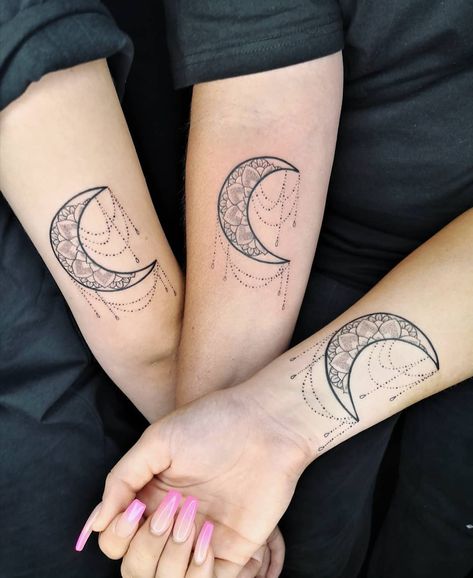 Taleah Naomi on Instagram: “Matching mother/daughter/sister moon tattoos. Same design 3 different positions 🌙❤️ . . #moon #mandalamoon #mandala #matchingtattoos…” Mum And 2 Daughters, Cute Tattoos Matching, Tattoo For Mum, Mom And Daughter Tattoos Matching, Mom And Daughter Tattoos, Mom Daughter Tattoos, Cat Tatto, Tattoos Matching, Mother Daughters