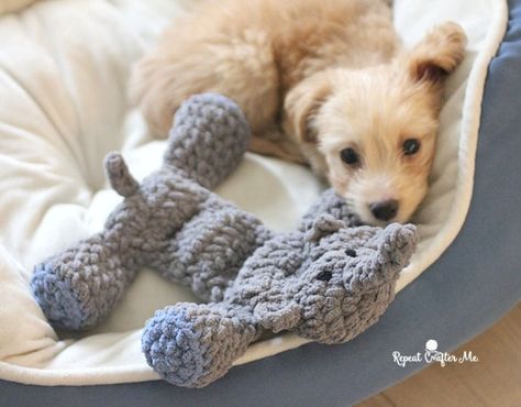 Crochet Elephant Squeaker Toy for Dogs - Repeat Crafter Me Stitch Ears, Repeat Crafter Me, Crochet Bunny Pattern, Elephant Toy, Bernat Blanket Yarn, Crochet Animals Free Patterns, Crochet Elephant, Toy Puppies, Blanket Yarn