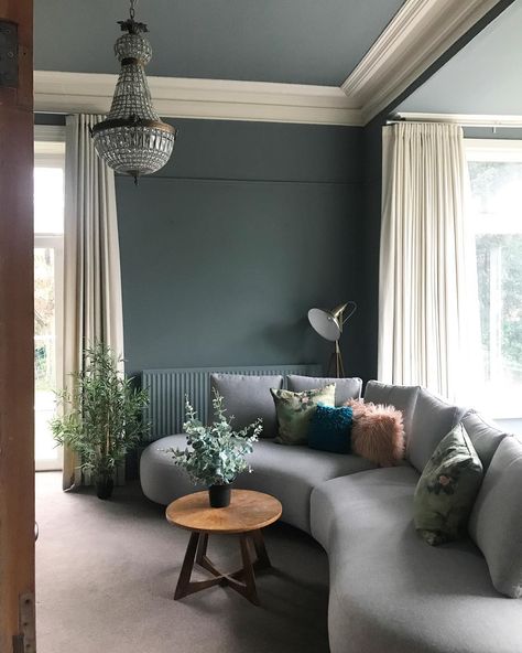 Living room walls & ceiling in F&B De Nimes | @myhousecandy De Nimes Farrow Ball, Wimborne White, Wall Painting Living Room, Dreamy Space, Popular Living Room, Statement Wallpaper, Contemporary Lounge, Living Room Wall Units, Contemporary Curtains