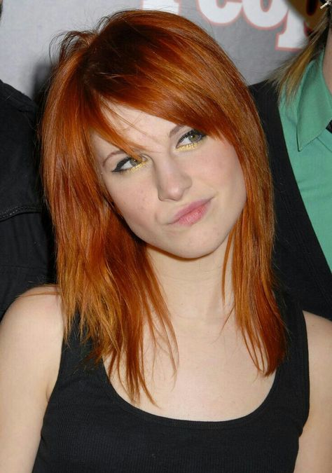 Hayley Williams Haircut, Haley Williams Hair, Hayley Wiliams, Paramore Hayley, Haley Williams, Hayley Paramore, Paramore Hayley Williams, Brown Blonde Hair, Hayley Williams