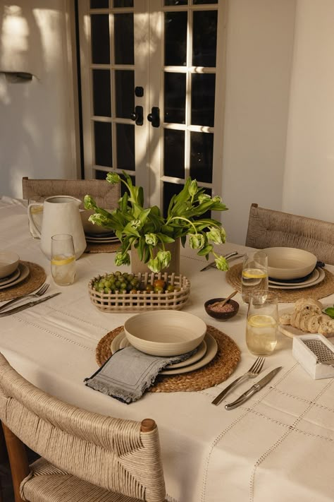 Bringing functional design and color into the home, our Winslow Outdoor Dinnerware collection, emulates the look and feel of traditional ceramic dinnerware without the breakage. This elegantly casual artisan dinnerware crafted in a matte birch hue, is made of Planta, which consists of a majority of plant based materials, making this collection a sustainable and durable alternative to disposable dinnerware. They are also resistant to breaking, scratching and chipping. The Winslow Outdoor Dinnerwa Table Plates Decor, Kitchen Table Set Up, Beautiful Table Settings For Home, Everyday Dinner Table Decor, Sage Tablescape, Dinner Sets Dinnerware Modern, Dining Table Set Up, Natural Table Settings, Cozy Table Setting