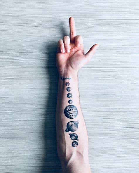 Solar System Tattoo Sleeve, Solar System Tattoo Minimalist, Nasa Tattoo, Tattoo Solar System, Solar System Tattoo, Tattoo Back, Planet Tattoos, Tattoo Minimalist, Tattoo Shirts