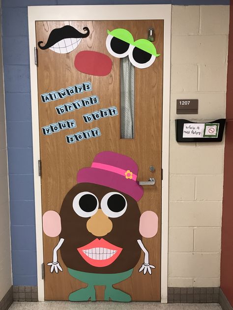 Speech-language bulletin board / door decorations Speech Therapy Door Decor Fall, Speech Room Door Ideas, Speech Door Decor, Speech Door Decorations, Therapy Door Decorations, Speech Therapy Door Decorations, Slp Room Decor, Speech Classroom, Teacher Appreciation Doors