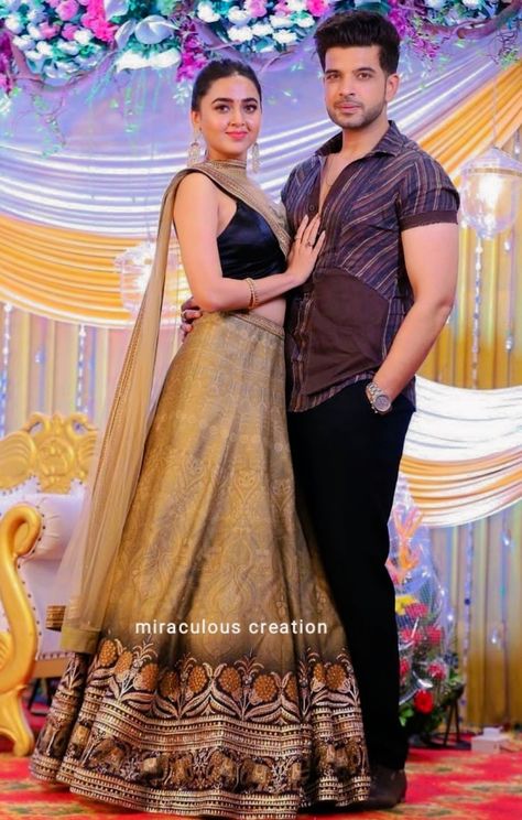 Tejaswi Prakash And Karan Kundra, Tejasvi Prakash, Karan Kundra, Nice Couple, Pre Wedding Photoshoot Props, Tejasswi Prakash, Tejaswi Prakash, Wedding Photoshoot Props, Cute Couples Photography