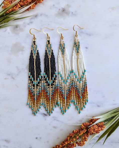 This Dangle & Drop Earrings item by BeadedByGabbyAZ has 9 favorites from Etsy shoppers. Ships from United States. Listed on 17 Aug, 2024 Fringe Earring Patterns, Dentalium Earrings, Beautiful Beaded Earring, Seed Bead Jewelry Patterns, Beaded Fringe Earrings, Beaded Earrings Tutorials, Far West, Brick Stitch Earrings, Turquoise Accents