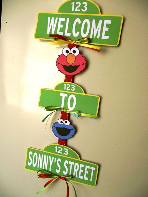 Sesame Street Sign, Elmo Birthday Party Boy, Sesame Street Signs, Cookie Monster Birthday Party, Monster Birthday Party, Elmo Cookies, Cookie Monster Party, Elmo And Cookie Monster, Cookie Monster Birthday