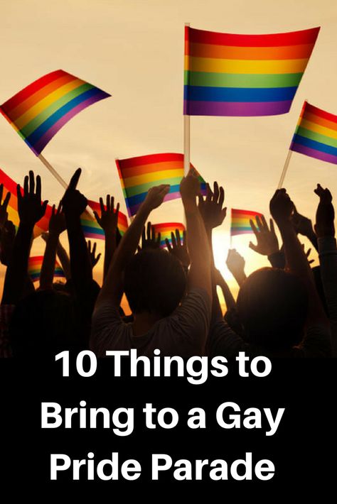 10 Things to Bring to a Gay Pride Parade Outfits To Wear To Pride Parade, Pride Parade Photography, Pride Ally Outfit, Pride Party Outfit, What To Wear To Pride, Pride Aesthetic Outfits, Pride Month Outfit Ideas, Pride Festival Outfit Ideas, Bi Pride Outfit