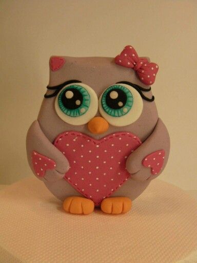 Owl Topper Fondant Owl, Torte Fondant, Owl Sewing, Owl Cakes, Clay Owl, Owl Cake, Fondant Animals, Owl Birthday, Owl Crafts