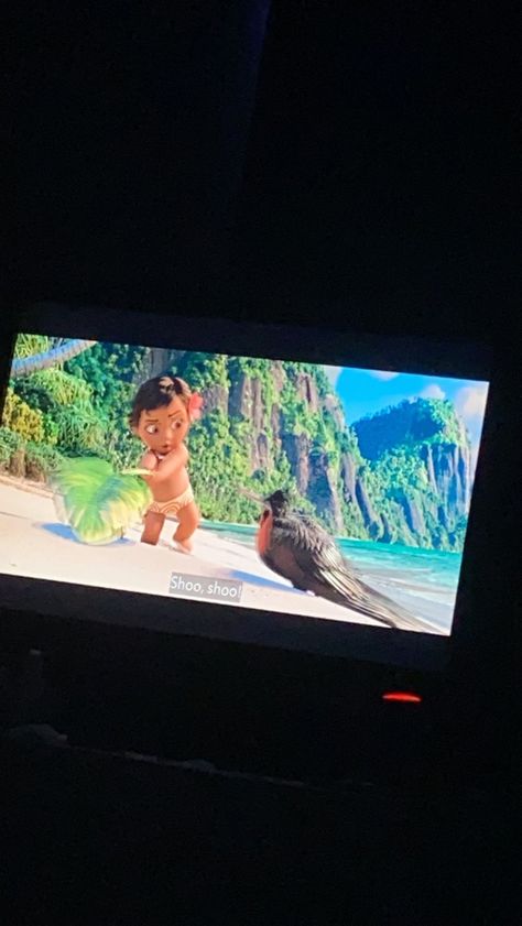 Moana Movie Scene, Moana Movie Aesthetic, Moana Disney Aesthetic, Moana Movie Night, Movie Hall, Moana Movie, Pranks Pictures, Boyfriend Pranks, Aesthetic Movie