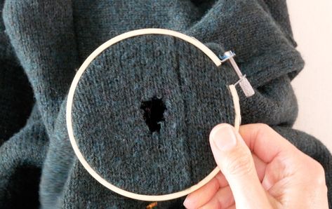 Darning A Hole Sweaters, Mending Wool Sweater, Mending A Sweater, Visible Mending Sweater Holes, Swiss Darning Tutorials, How To Mend A Hole In Sweater, Mending Knitted Sweater, How To Darn Holes, Darning Sweaters