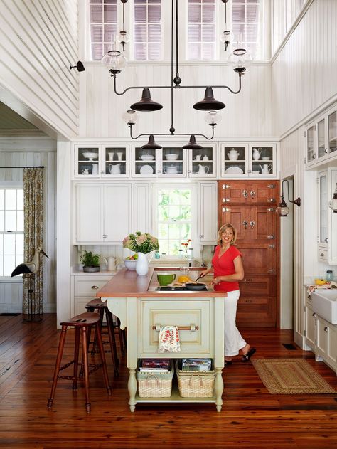 Blue And White Home, Heart Pine Flooring, Oak Panels, Kitchen Ceiling, Pine Floors, Island House, Window Styles, White Home, Retro Home