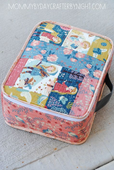 Sewing Case, Sew Ins, Sewing Purses, Small Sewing Projects, Bag Patterns To Sew, Diy Couture, Sewing Gifts, Fabric Bags, Sewing For Kids