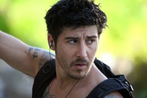 Exclusive Interview With David Belle On Brick Mansions David Belle, Brick Mansions, District 13, Belle Hairstyle, Star David, Online Posters, Fav Characters, Martial Artist, Mans World