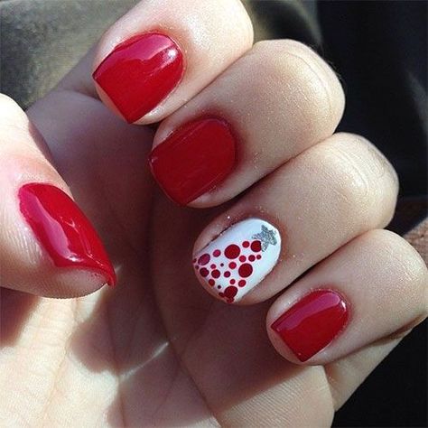 Nail Art Blanc, Prom Nail Designs, Christmas Nail Art Easy, Christmas Tree Nails, Tree Nails, Christmas Nails Easy, Cute Christmas Nails, White Nail Art, Christmas Nail Art Designs