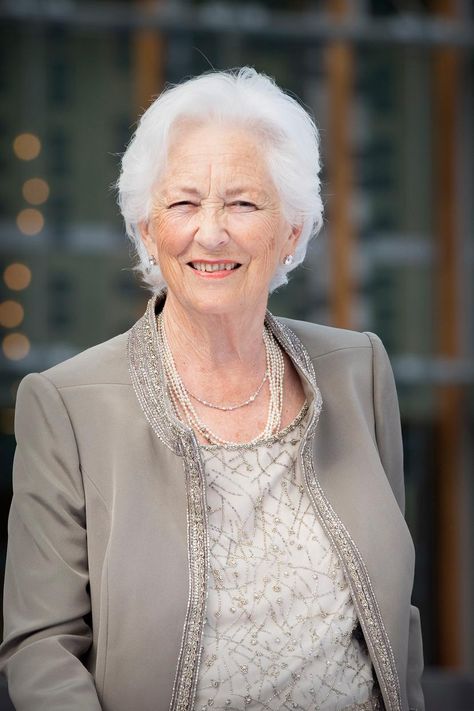 Queen Paola Of Belgium, Paola Of Belgium, Waterloo Belgium, Queen Paola, Prins Albert, Royalty Fashion, Anniversary Pictures, 80th Anniversary, Queen Máxima Of The Netherlands