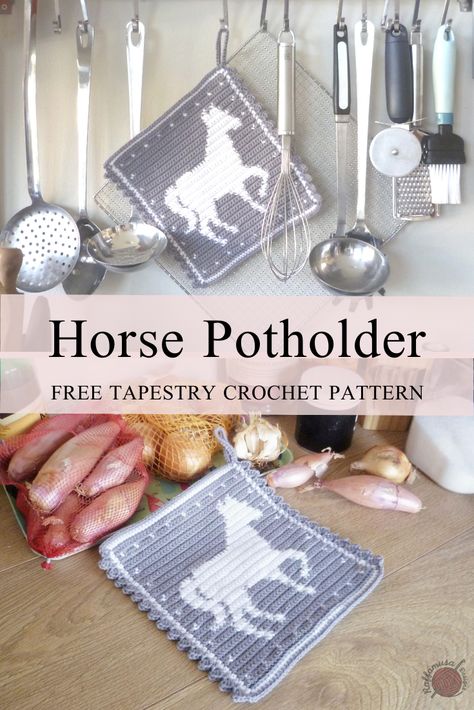 The Tapestry Crochet Horse Potholder is the newest addition to the Farmhouse Collection. This is the perfect potholder for all lovers of rustic and cozy home decor items. Add that touch of farmhouse to your kitchen decor. And if you know some horse-lovers, how about a nice present for them?  Beginner-friendly free pattern #crochet #tapestry #farmhouse #cottage #trivet #kitchen #decor #potholder #free #pattern #modern #uncinetto #horse #farm #haken #rustic #ganchillo #cotton #hotpad #towel Crochet For Horse Lovers, Western Crochet Patterns Free, Farmhouse Crochet Patterns, Potholder Crochet Pattern Free, Farmhouse Crochet, Horse Crochet, Crochet Potholder Patterns, Crochet Squares Afghan, Crochet Hot Pads