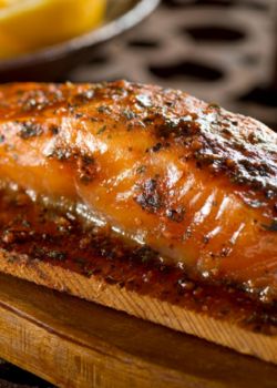 Salmon Recipes Brown Sugar, Brown Sugar Glazed Salmon, Brown Sugar Salmon, Fish Marinade, Salmon Marinade, Bbq Salmon, Salmon Spices, Bbq Spice, Salmon Dishes