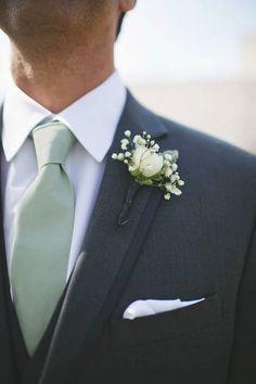 Sage Wedding Groomsmen, Sage Green Wedding Theme, Sage Green Wedding Colors, Green Wedding Suit, Wedding Groomsmen Attire, Jade Wedding, Wedding Tux, Sage Bridesmaid Dresses, Groom Wedding Attire