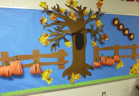 3d fall Fall Bulletin Board Ideas, October Bulletin Boards, November Bulletin Boards, Fall Bulletin Board, Halloween Bulletin Boards, Christian Fall, Fall Bulletin Boards, Preschool Bulletin, Church Bulletin Boards