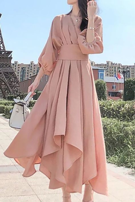 Cute Dress Outfits, Trendy Fashion Tops, Korean Fashion Dress, Designer Dresses Casual, Stylish Dress Book, Modest Fashion Outfits, Classy Dress, Trendy Dresses, Fancy Dresses