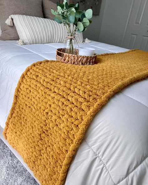 Anyone else excited to start working with all of the beautiful Fall colors 😍 I was really excited when I received this order for a mustard bed runner 🍁🍂 Knit Bed Runner, Mustard Bed, Diy Finger Knitting, Knit Bed, Chunky Knit Blanket Pattern, Mustard Bedding, Knit Decor, Chunky Blankets, Handmade Blankets