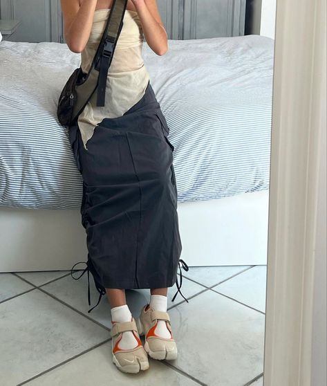 Cargo Skirt, 가을 패션, Looks Style, Mode Inspiration, Fashion Killa, Look Fashion, Fashion Inspo Outfits, Cool Outfits, Autumn Fashion